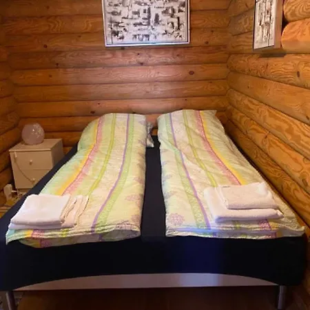 бревенчатый дом Feriehus